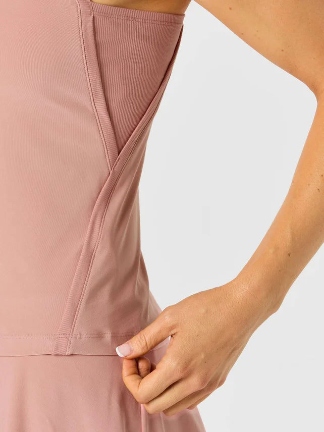 WOMEN’S FALL VICTORY SET (TANK + SKIRT)