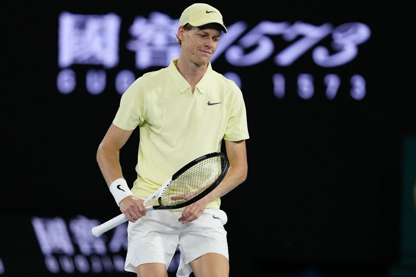 MEN’S MELBOURNE DRI-FIT ADVANTAGE SLAM